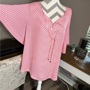 STYLUS Coral and White Women's Top